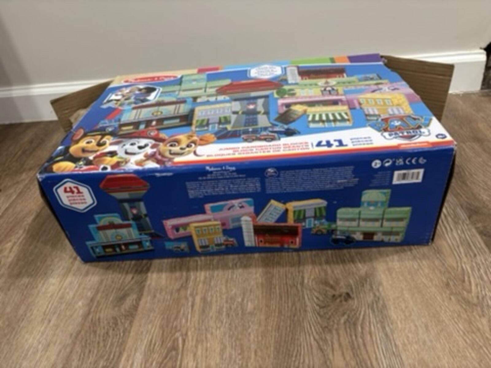 Melissa & Doug PAW Patrol Jumbo Cardboard Blocks 41 Pieces New but Damaged Box