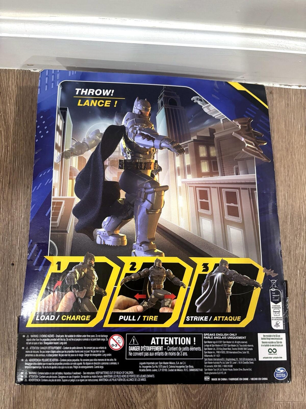 DC Battle Strike Batman 12 Inch Figure New In Damaged Box 1st Edition