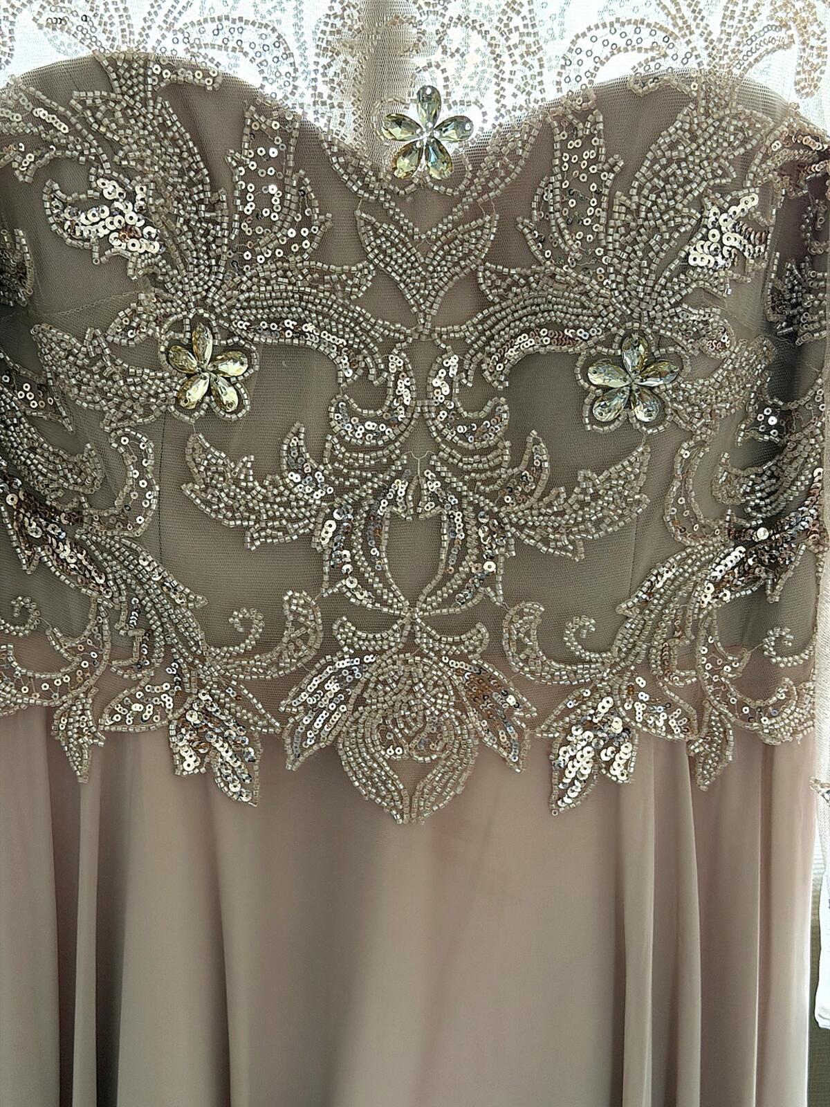 Xscape 16P Taupe Blush Embellished Illusion Formal Gown Petite Worn Once