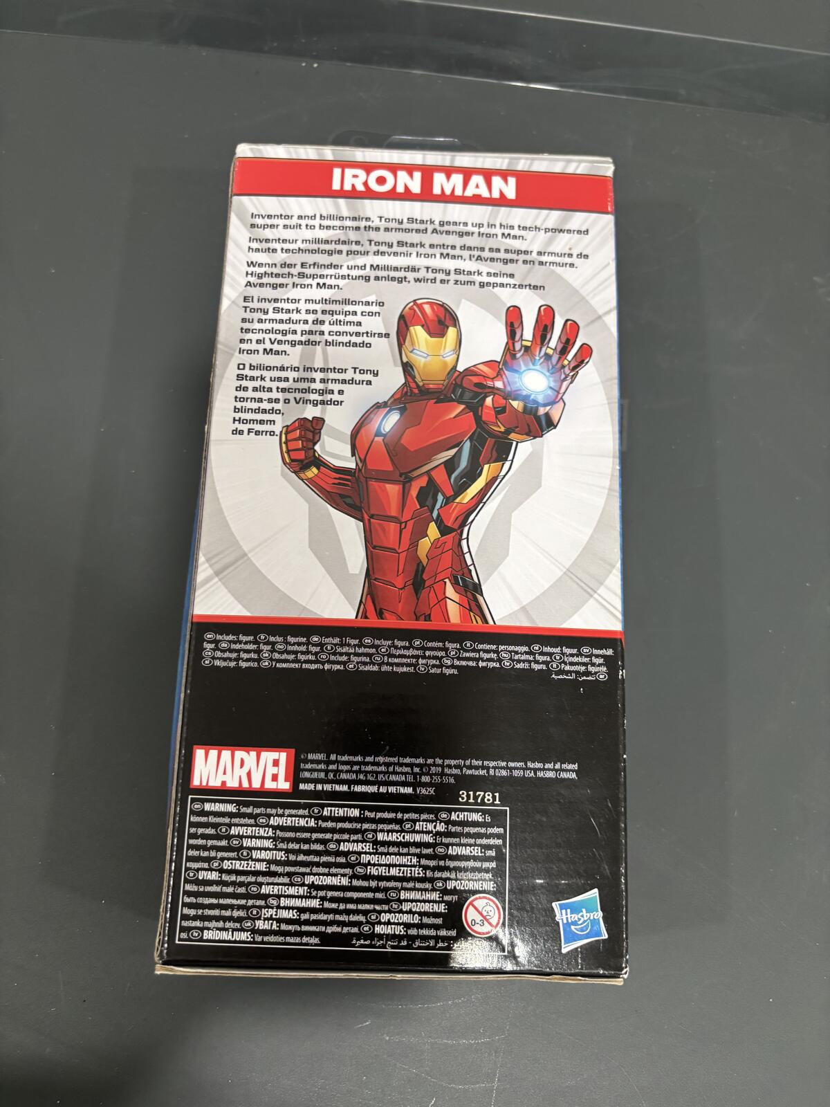 Marvel Legends Series Iron Man 6-Inch Action Figure