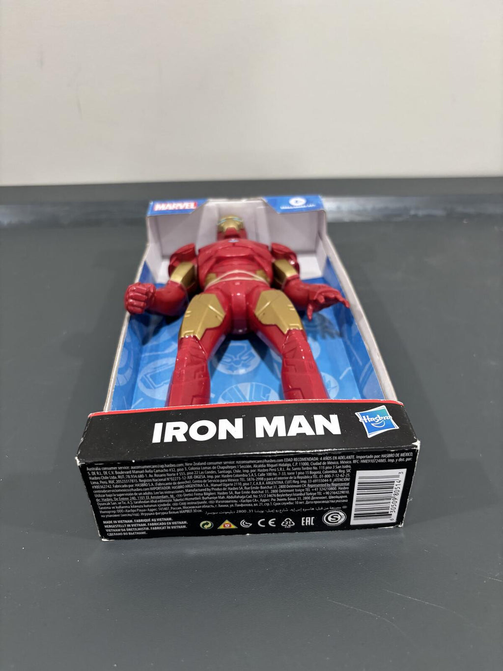 Marvel Legends Series Iron Man 6-Inch Action Figure