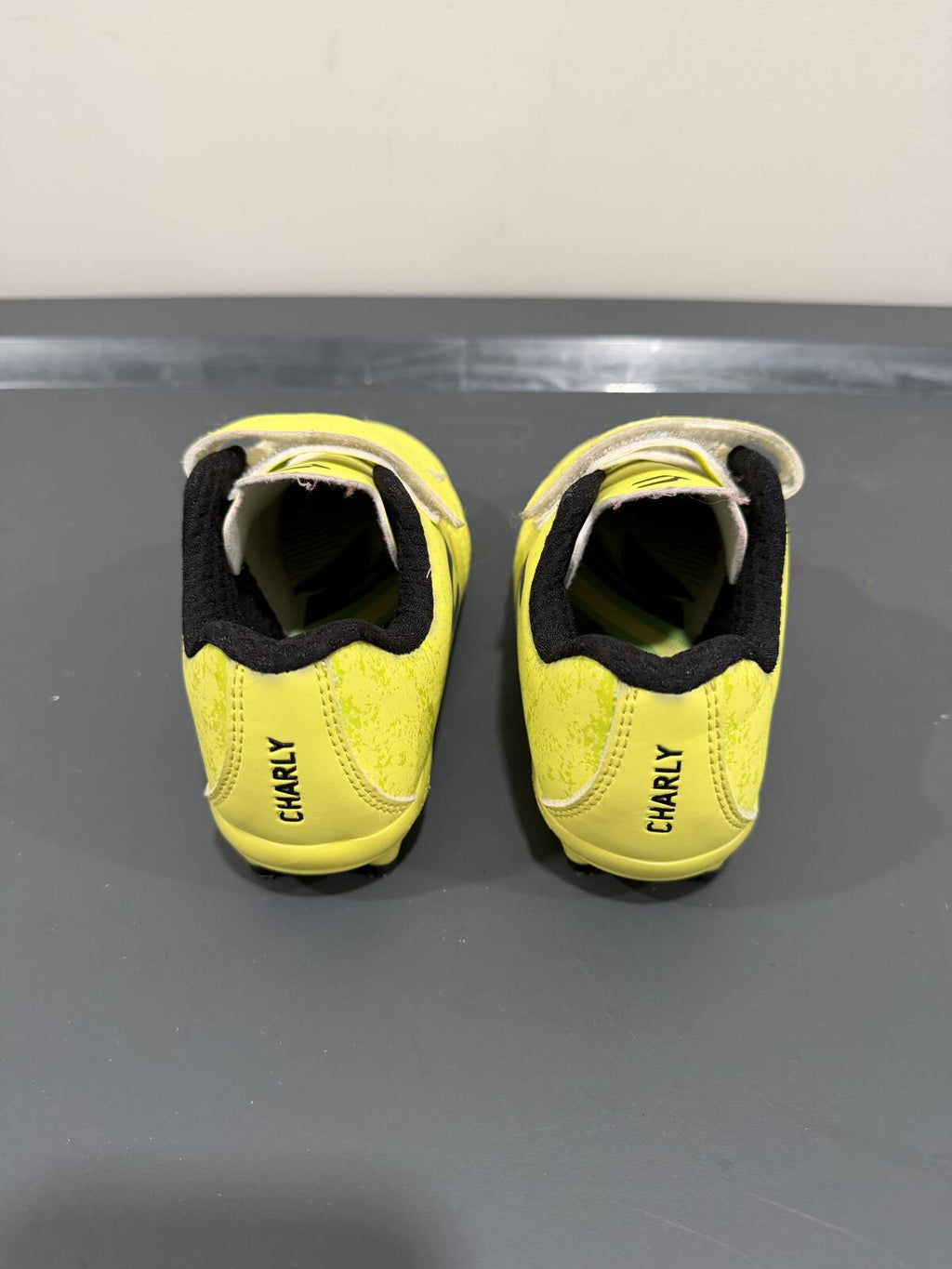 Charly Yellow/Black Soccer Cleats Size MX 18 / USA 12