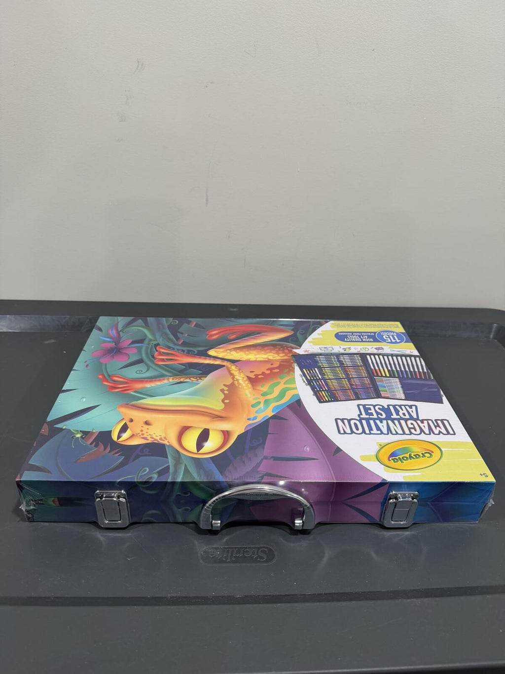Crayola Imagination Art Set 115 Pieces, Multi-Color, Sealed Case
