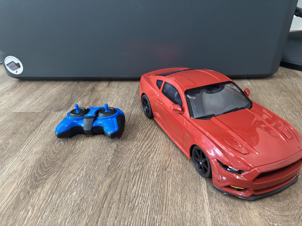 RC Ford Mustang – Working with Remote