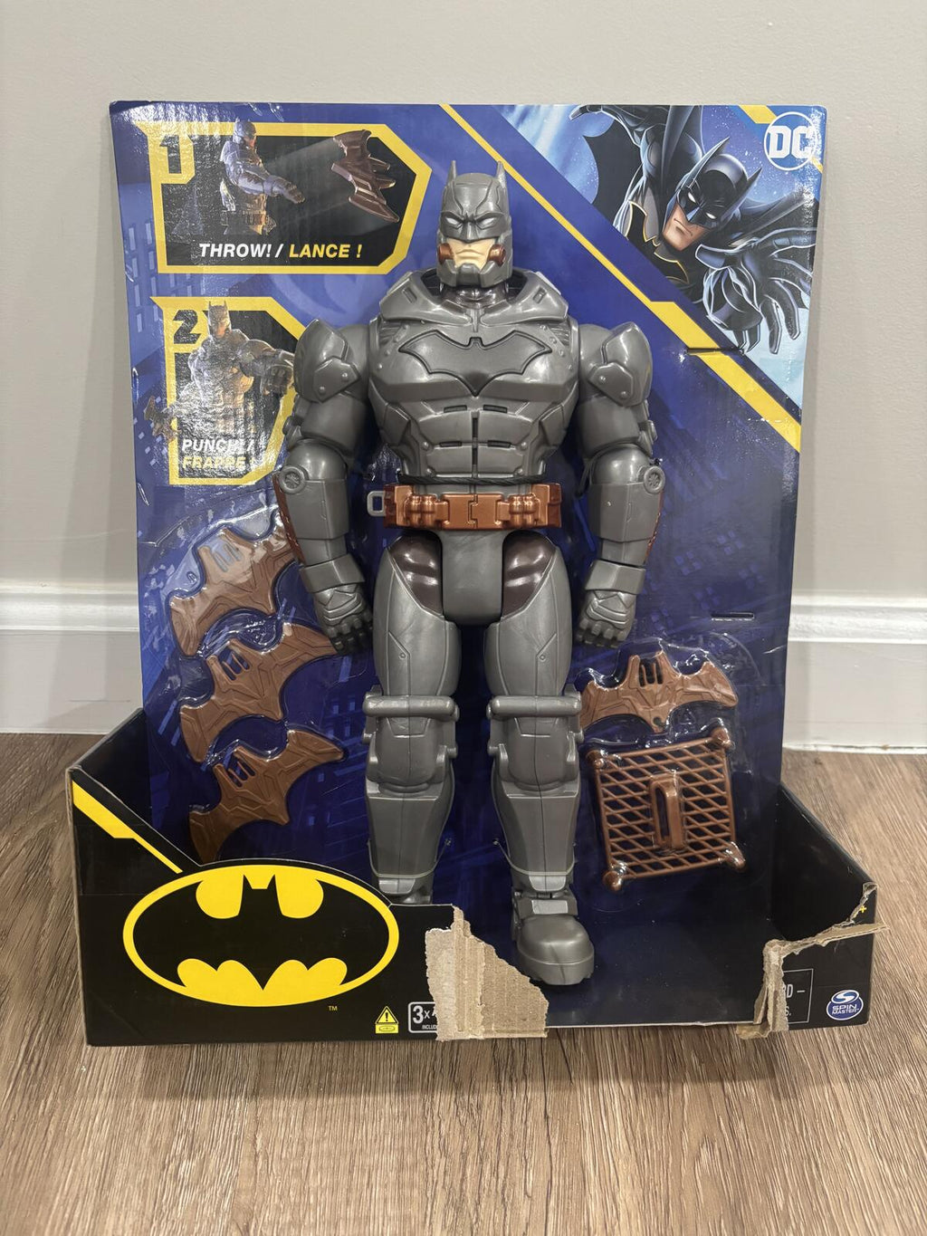 DC Battle Strike Batman 12 Inch Figure New In Damaged Box 1st Edition